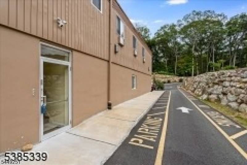 16 Rt206 #F, Byram Twp., NJ 07874