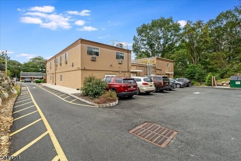 16 Rt206 #F, Byram Twp., NJ 07874
