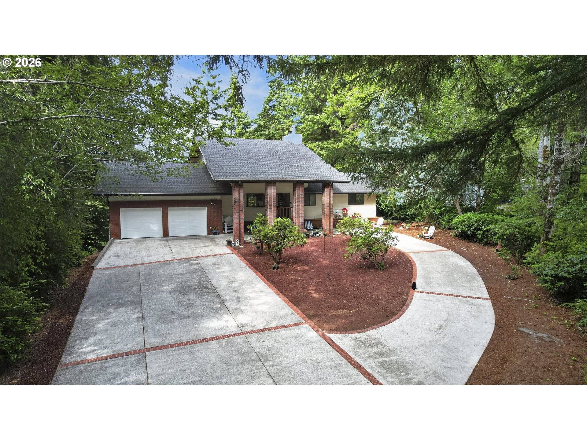 5485 HUCKLEBERRY LN, Florence, OR 97439