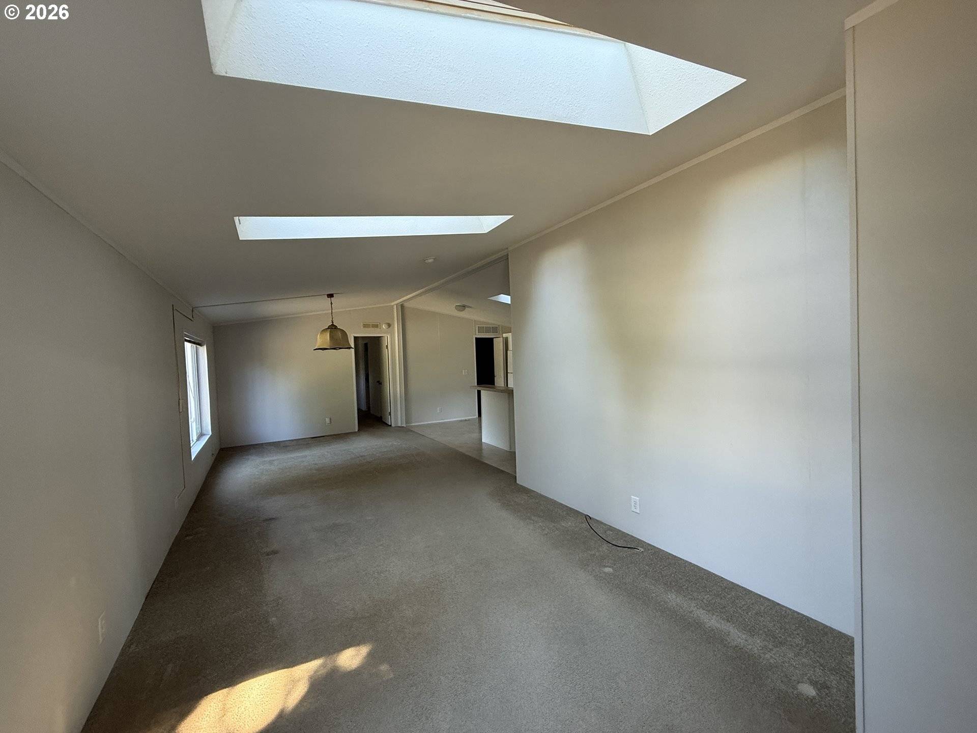 665 VILLAGE PINES DR, Coos Bay, OR 97420