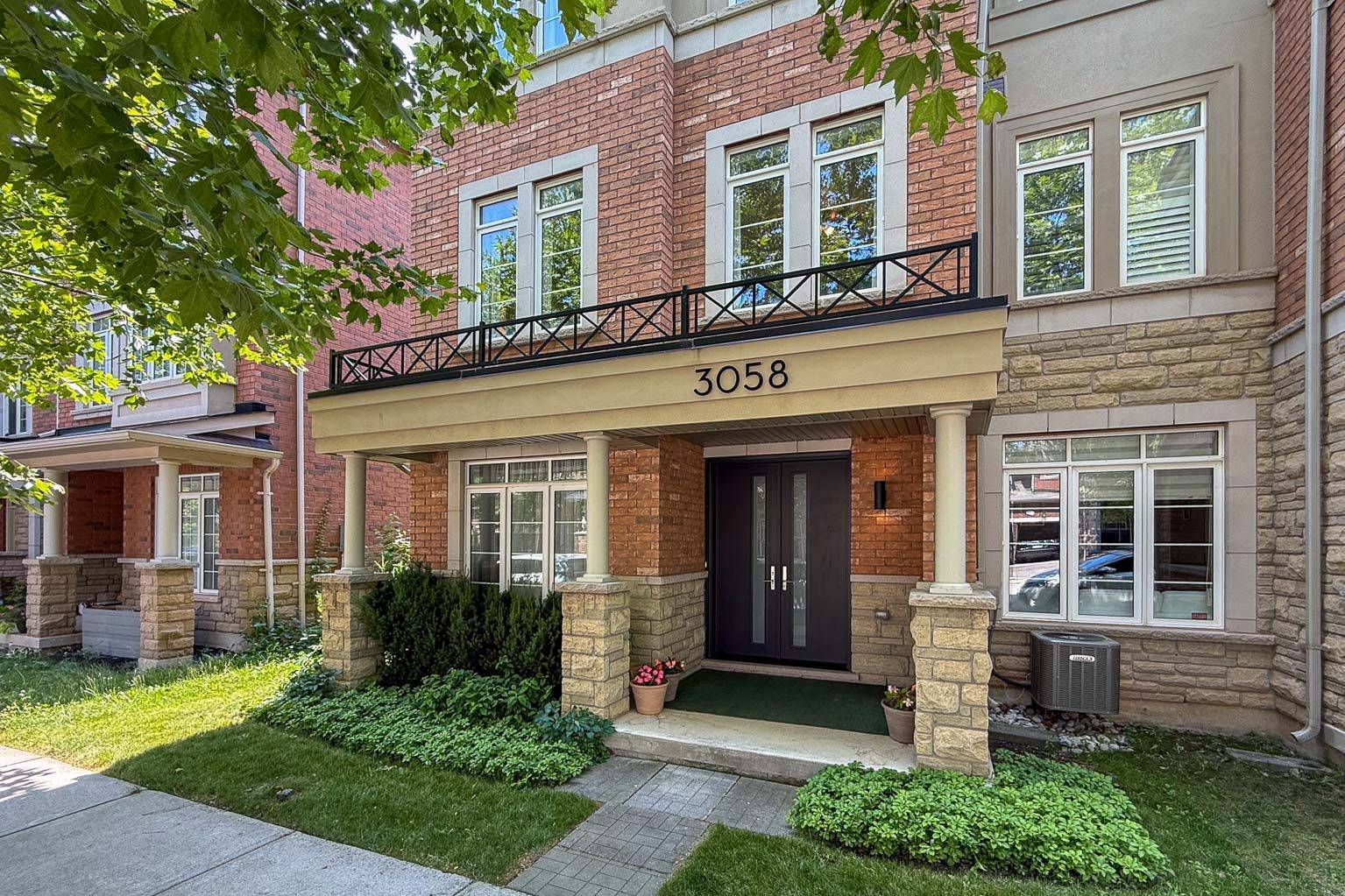 3058 Eberly Woods DR, Oakville, ON L6M 0T5