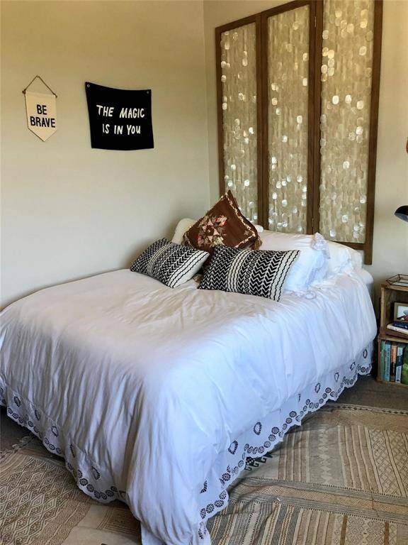 2537 McCart Avenue #2539, Fort Worth, TX 76110