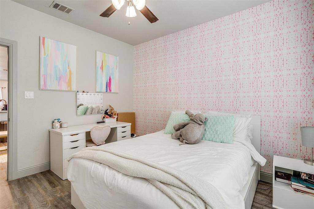 2539 Mccart Avenue, Fort Worth, TX 76110