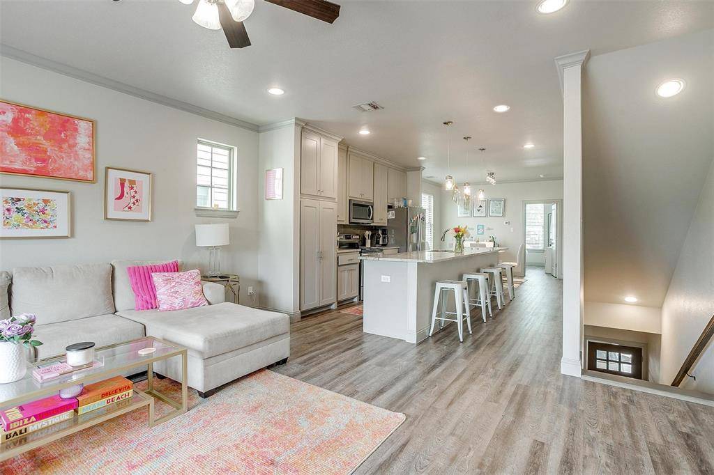2539 Mccart Avenue, Fort Worth, TX 76110