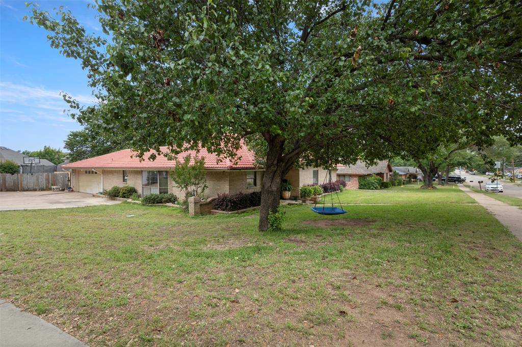 1400 Rusdell Drive, Irving, TX 75060