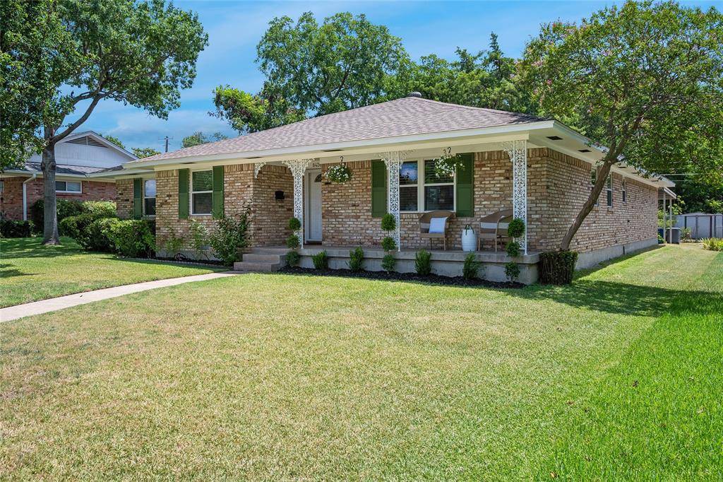 8426 Baumgarten Drive, Dallas, TX 75228