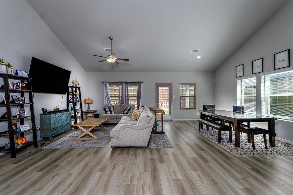 10932 Texanum Trail, Fort Worth, TX 76108