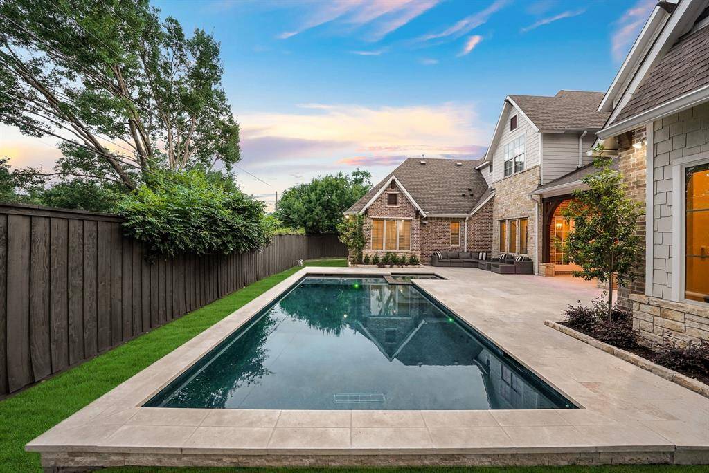 12114 Prestonridge Road, Dallas, TX 75230