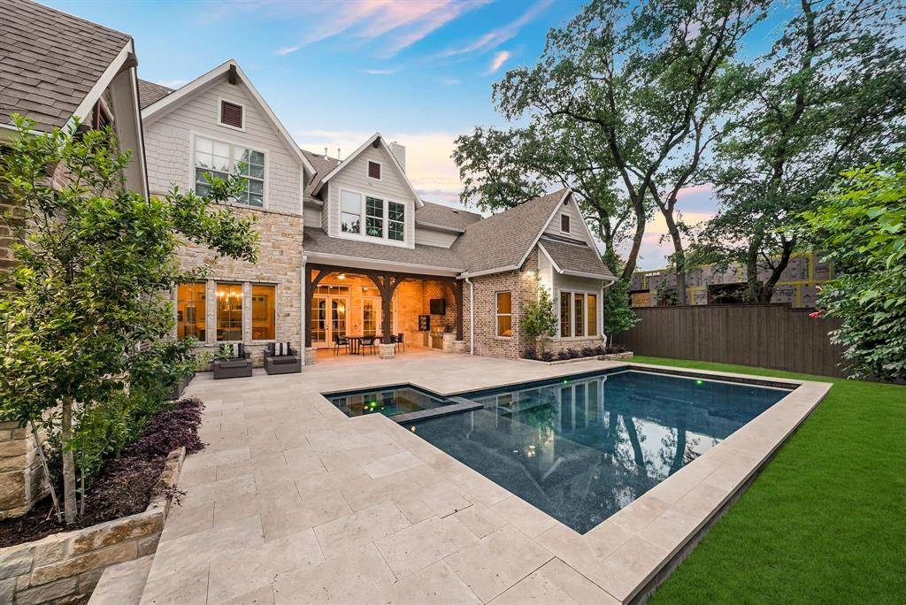 12114 Prestonridge Road, Dallas, TX 75230