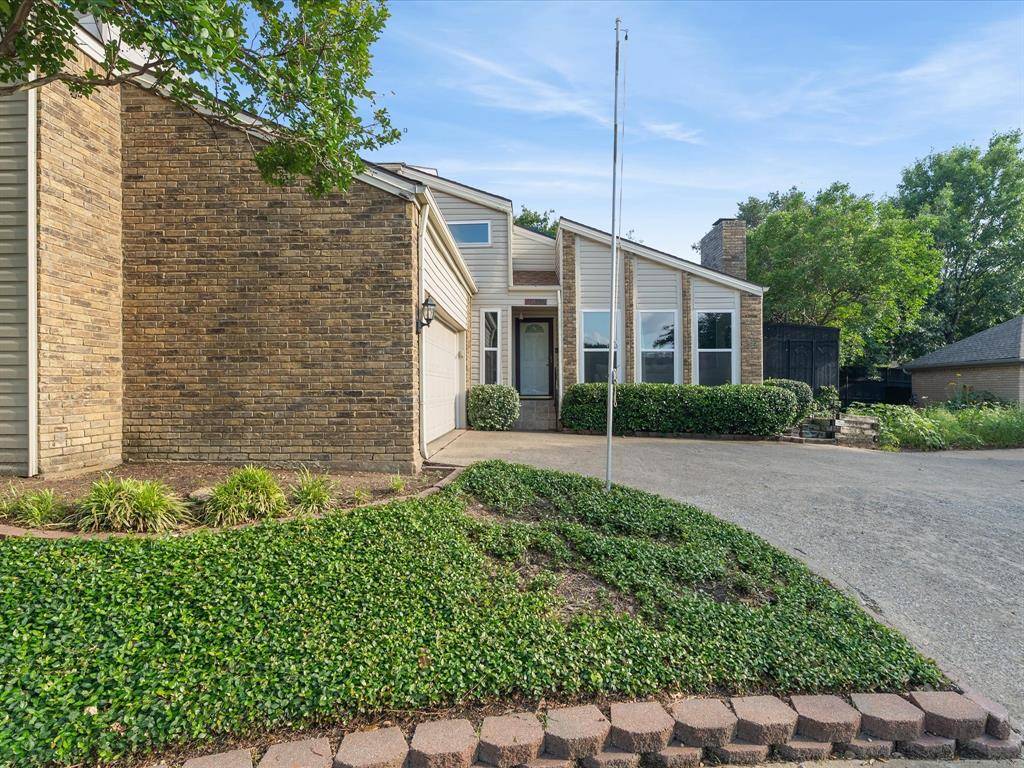 2812 Prescott Drive, Carrollton, TX 75006