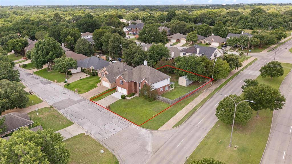 6000 Red Fern Drive, Arlington, TX 76001