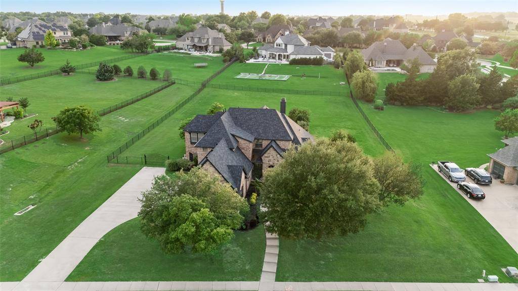 108 Berkshire Lane, Heath, TX 75032