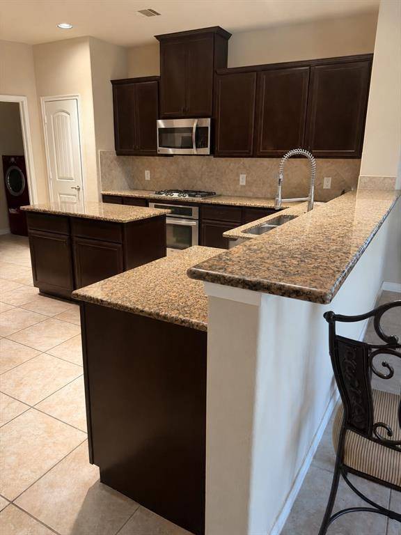 112 Rustic oak Lane, Mckinney, TX 75072