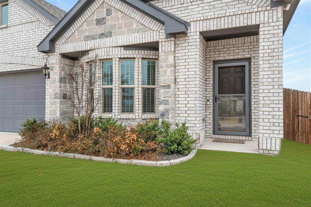505 Lucas Lane, Lavon, TX 75166