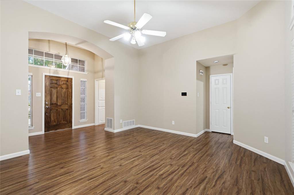7204 Mesa Verde Trail, Fort Worth, TX 76137