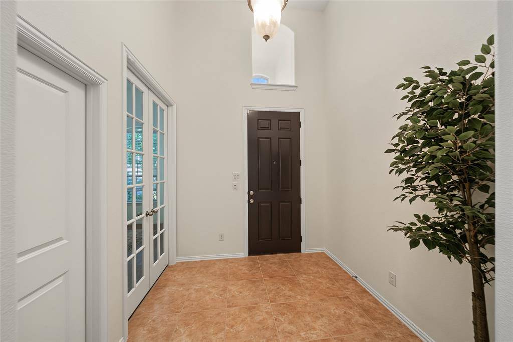 9552 Sinclair Street, Fort Worth, TX 76244