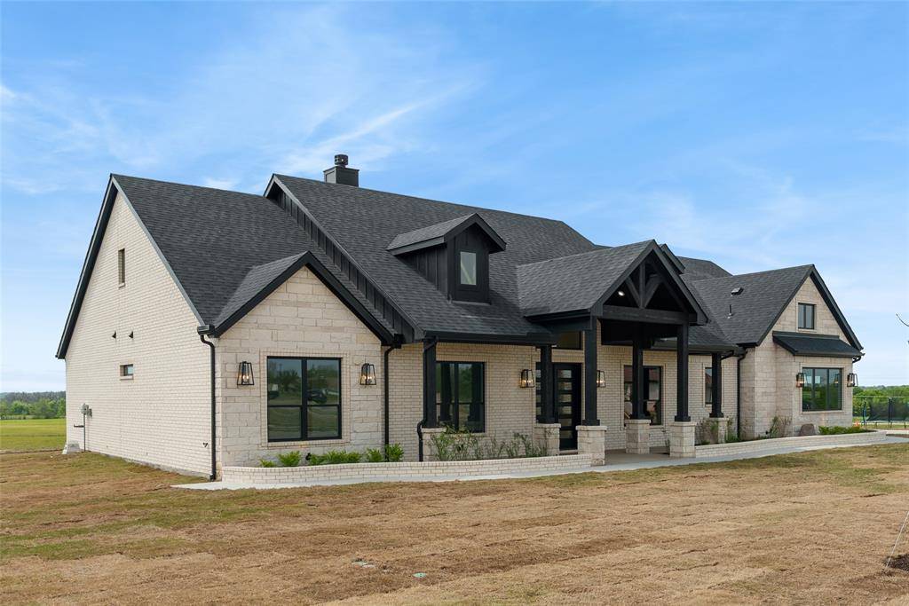 5306 Calle Drive, Sherman, TX 75092