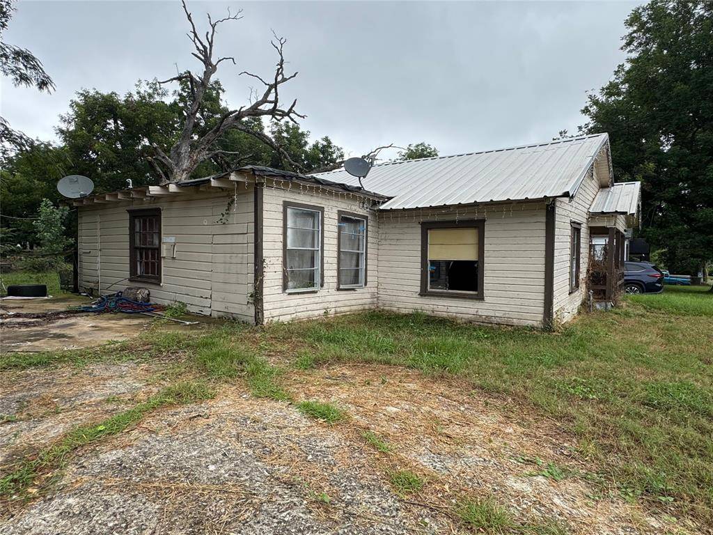 1523 Neathery Street, Paris, TX 75460