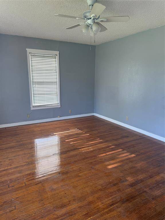 501 Needham, Coleman, TX 76834