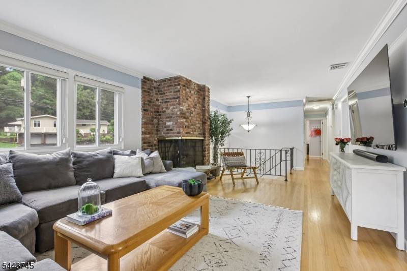 5 The Glen, Cedar Grove Twp., NJ 07009