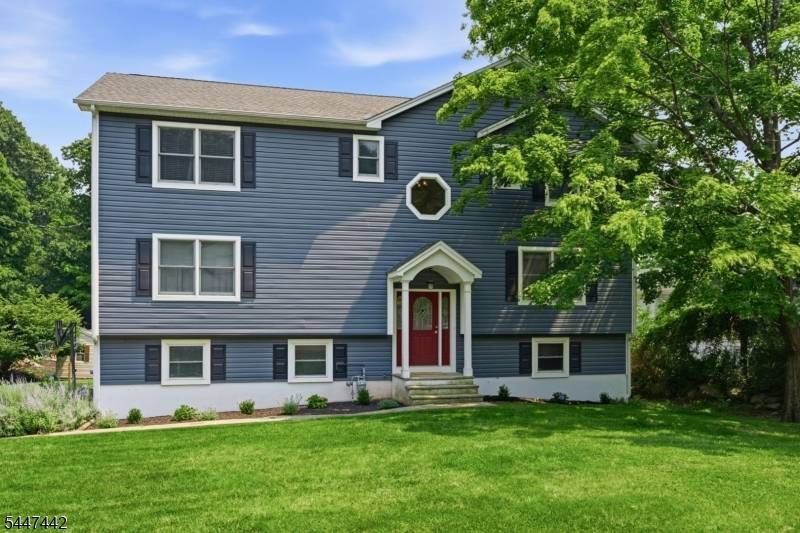 203 W Lake Shore Dr, Rockaway Twp., NJ 07866