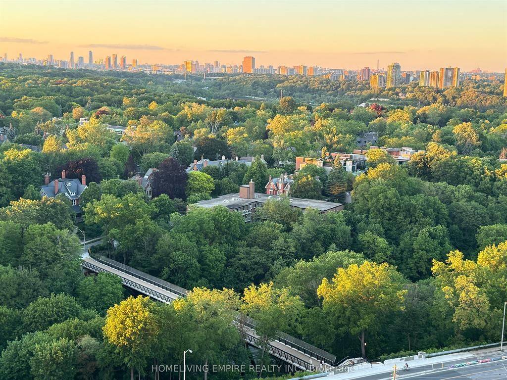 609 Sherbourne ST #2304, Toronto C08, ON M4X 0A4