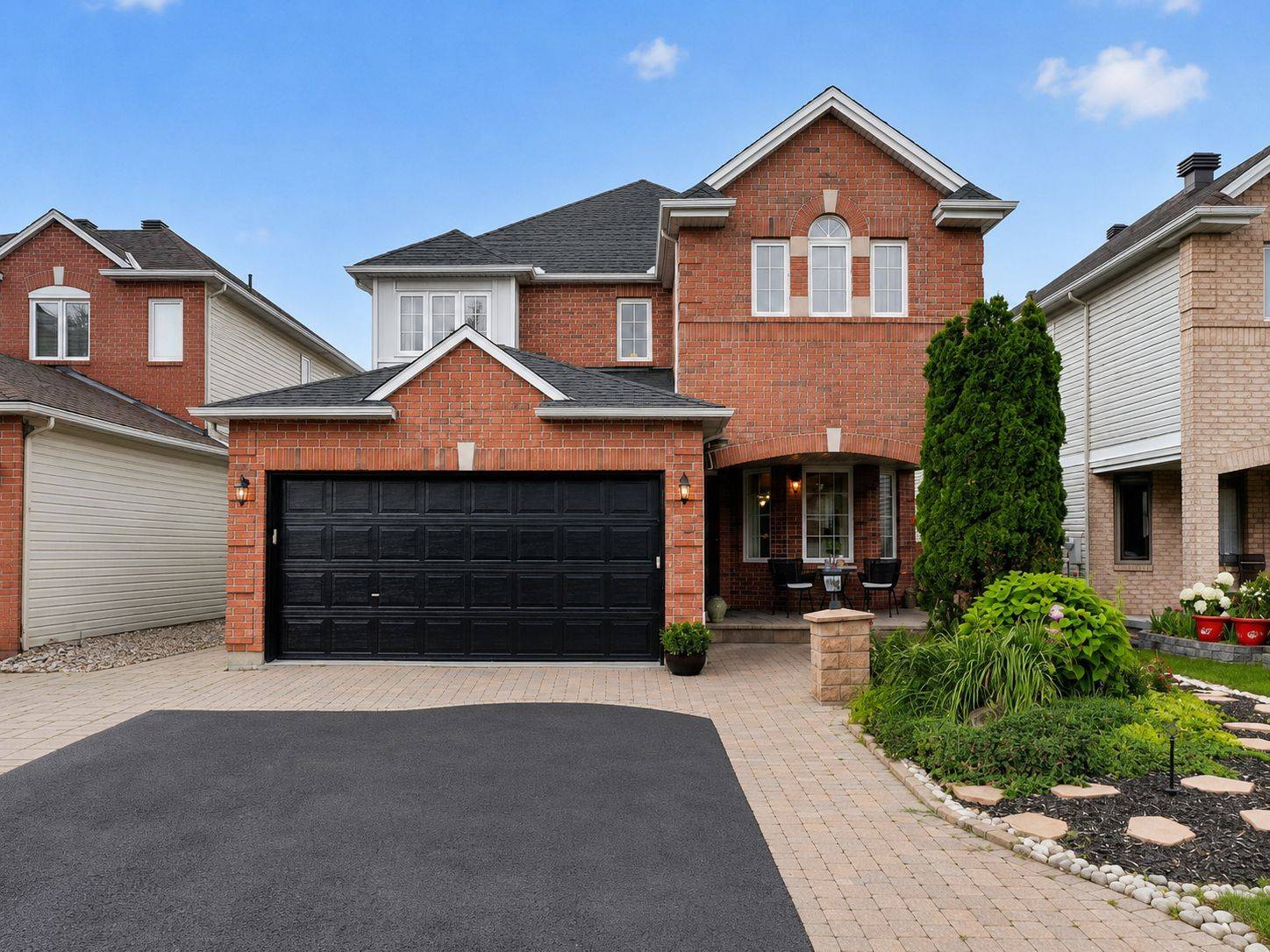 157 Fairlop WAY, Barrhaven, ON K2J 5B8