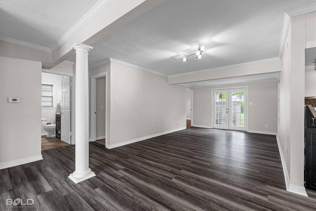 4726 Akard Avenue, Shreveport, LA 71105