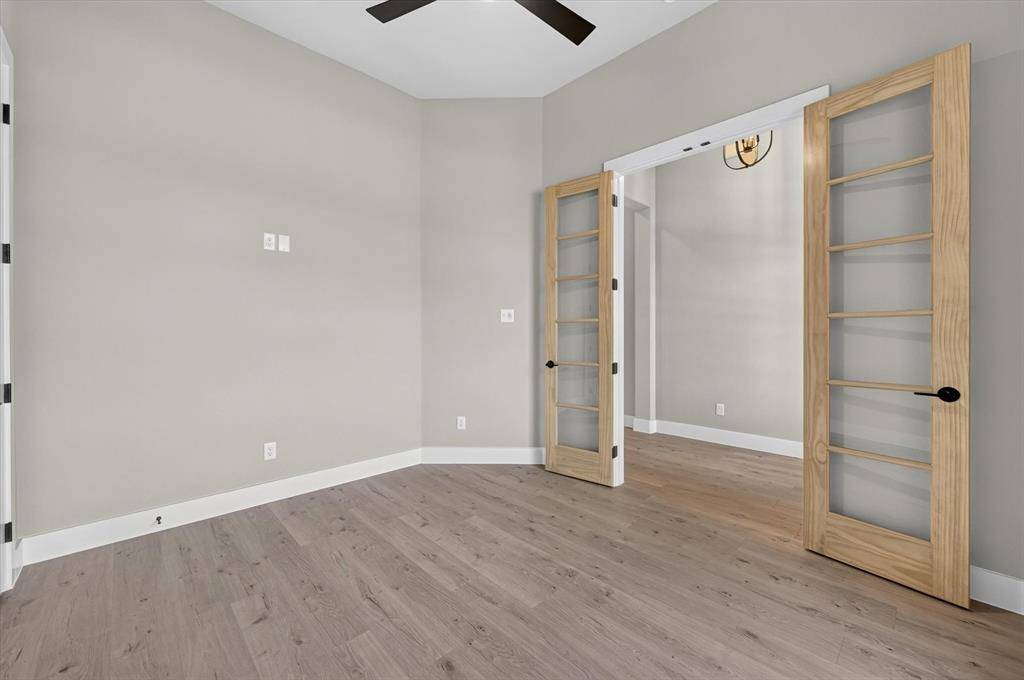 144 Chapowits, Godley, TX 76044