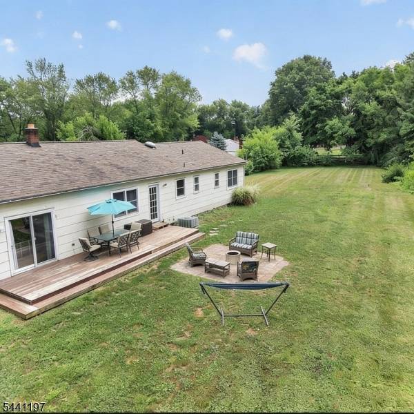 22 Sandra Rd, East Amwell Twp., NJ 08551