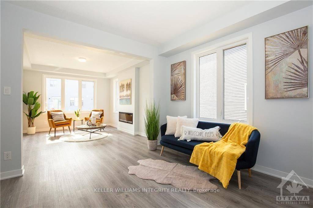 212 Ormiston CRES, Barrhaven, ON K2J 7E3