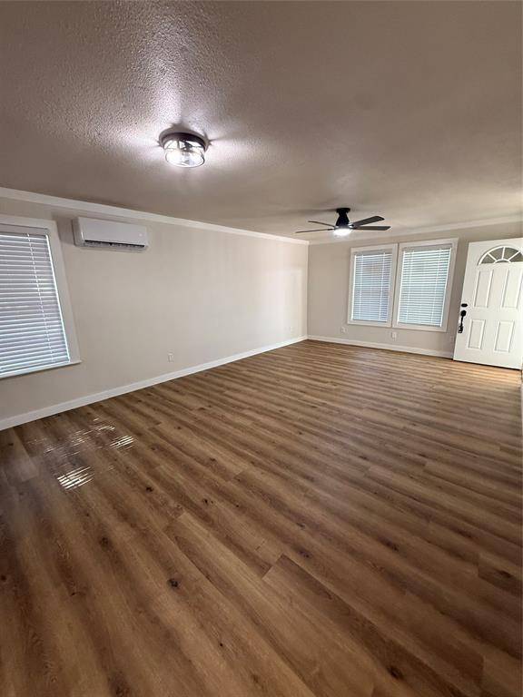 405 W Hall Street, Bangs, TX 76823
