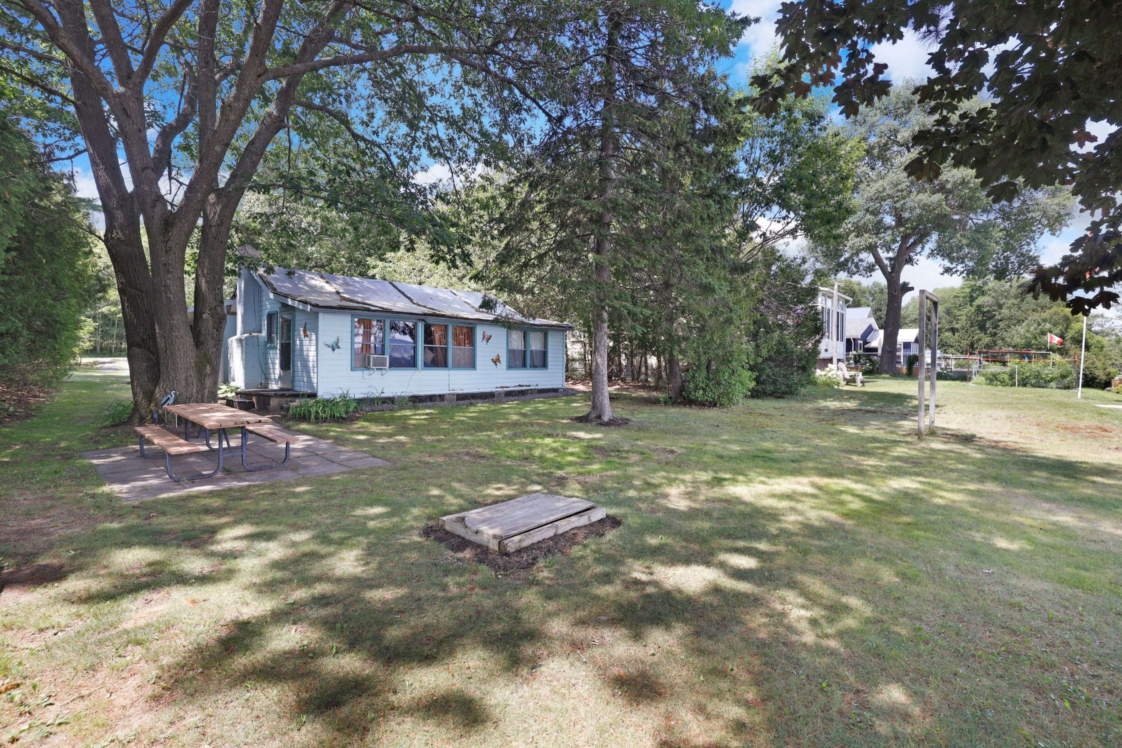 186 Bayview DR, Constance Bay - Dunrobin - Kilmaurs - Woodlawn, ON K0A 3M0