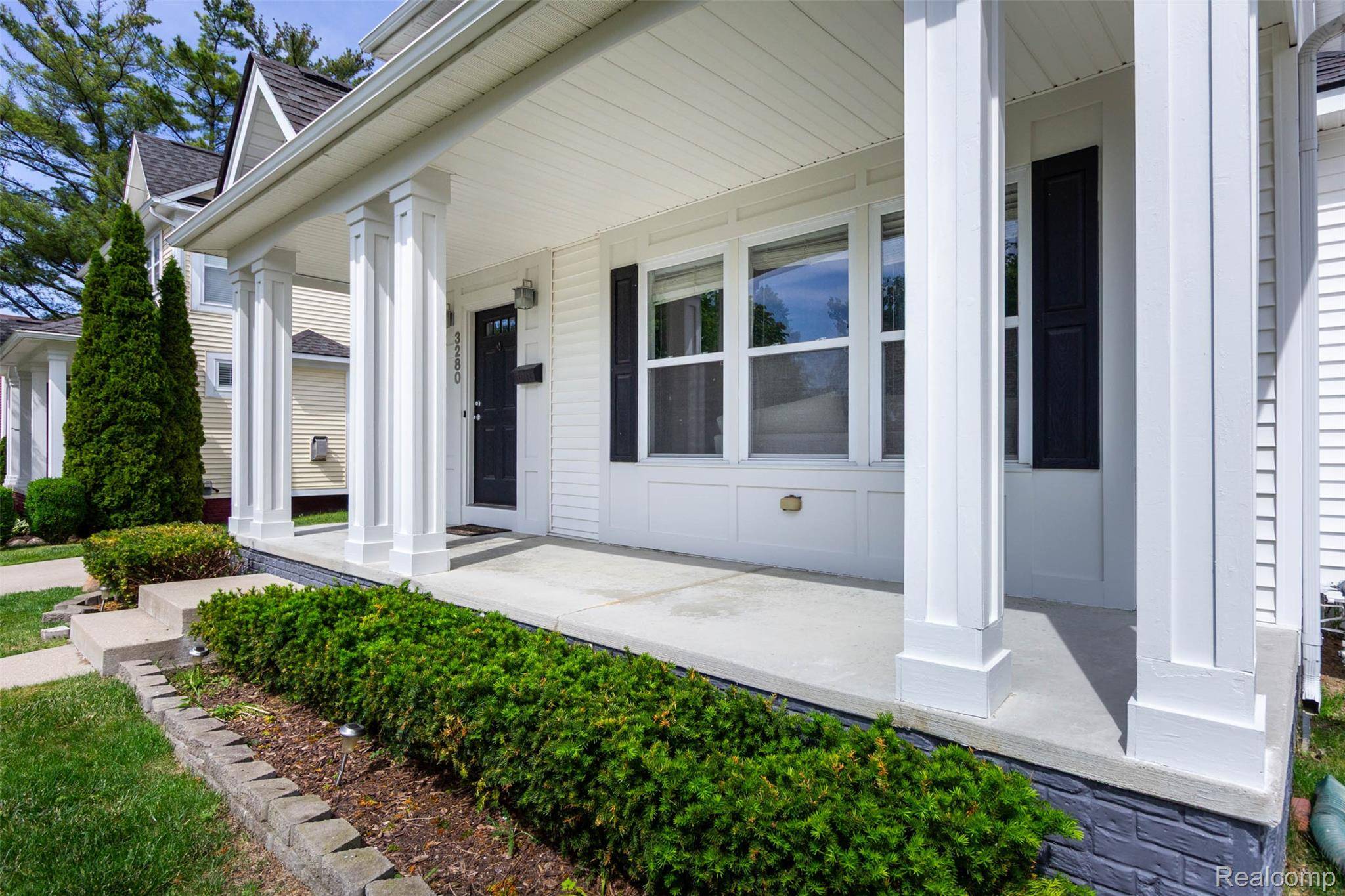 3280 Royal AVE, Berkley, MI 48072