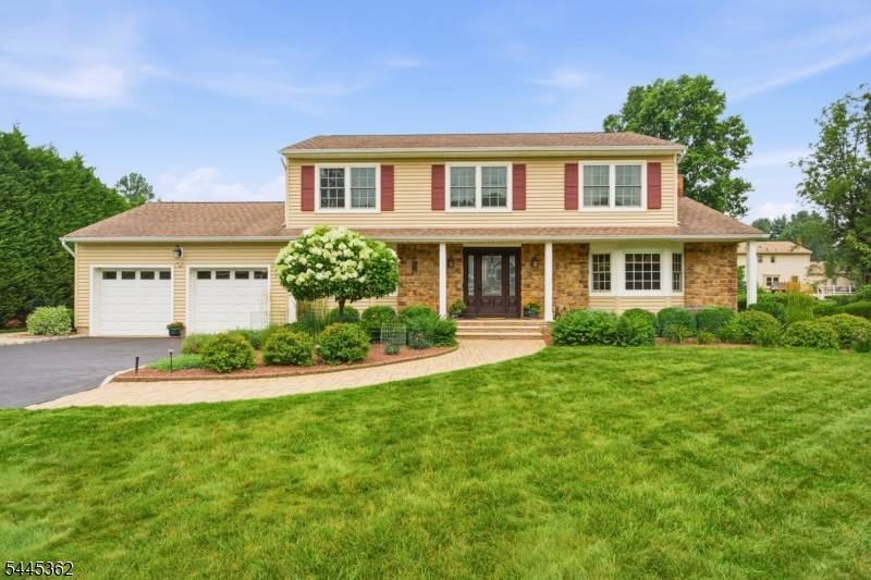 16 Brookside Rd, Roxbury Twp., NJ 07876