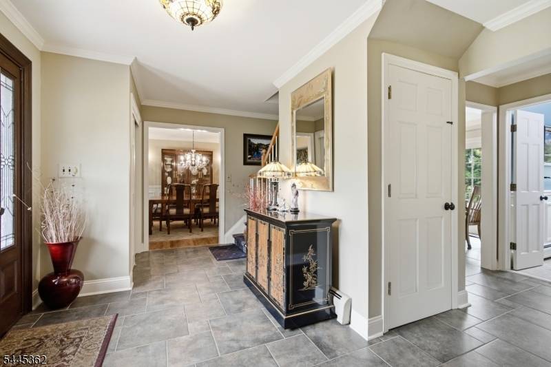 16 Brookside Rd, Roxbury Twp., NJ 07876