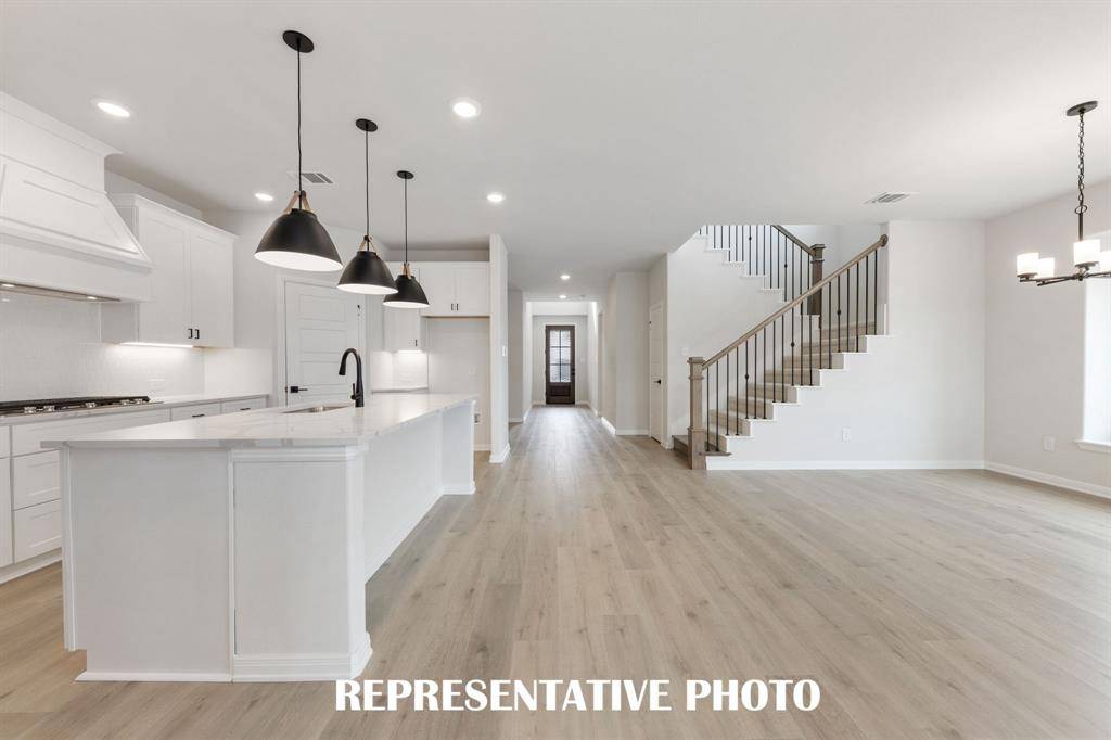 16420 Thistle Bend Drive, Justin, TX 76247