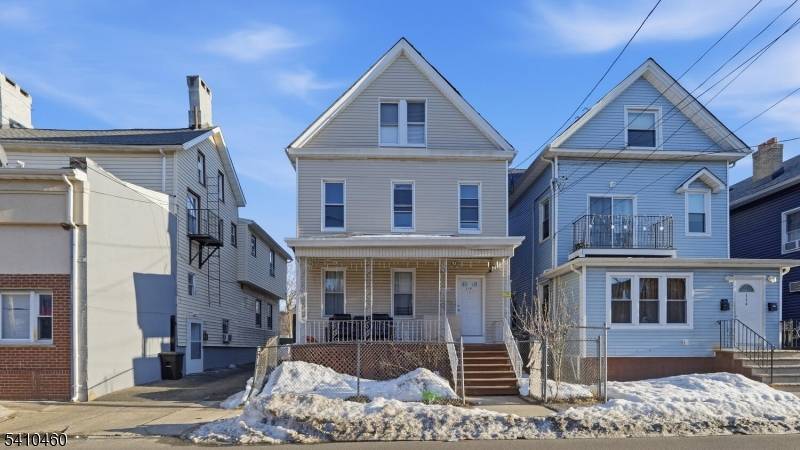 108-110 Orchard St, Elizabeth City, NJ 07208