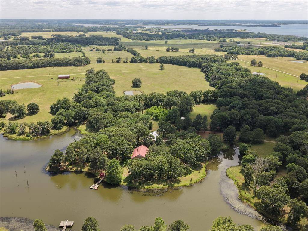2101 County Road 2716, Honey Grove, TX 75446