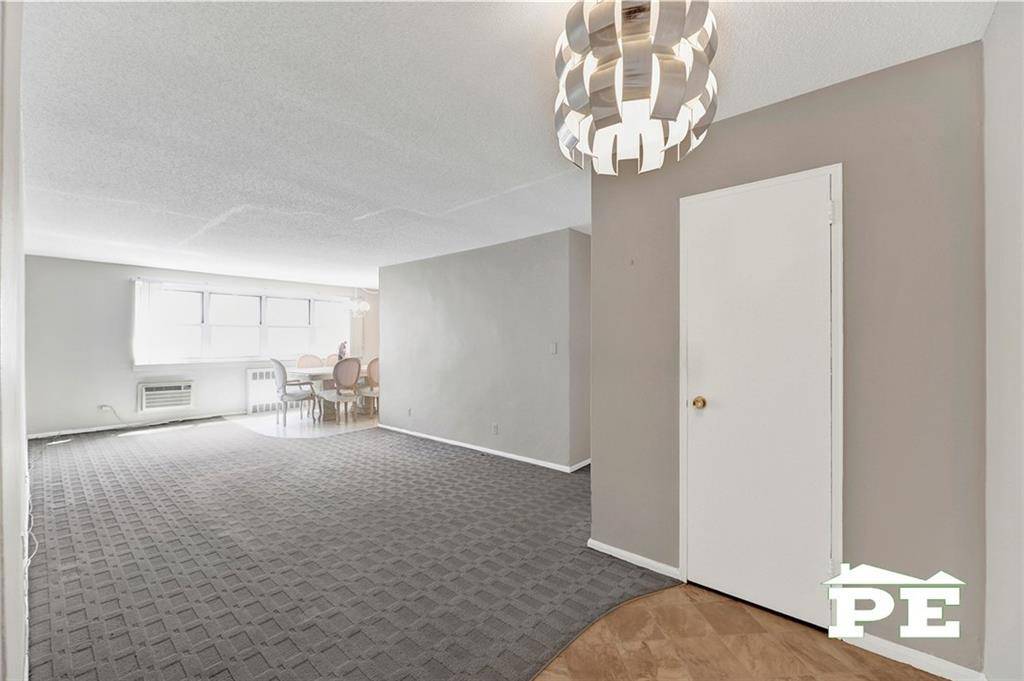88-12 151st AVE #3J, Howard Beach, NY 11414