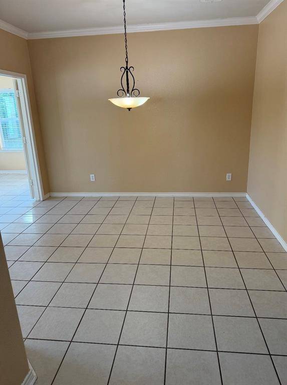 1140 Wenk Court, Aubrey, TX 76227