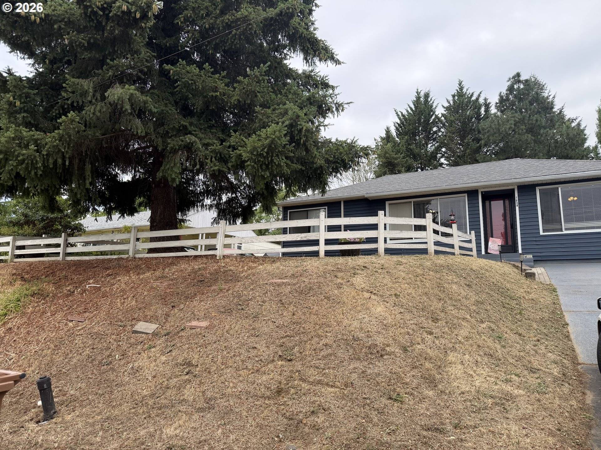 1038 N MYRTLE RD, Myrtle Creek, OR 97457
