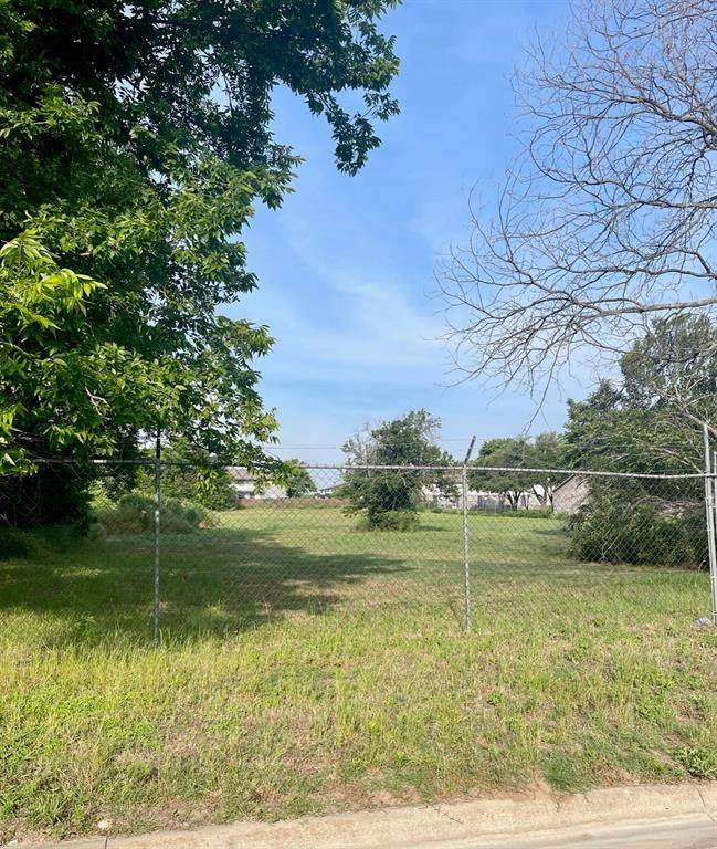 900 S Second Avenue, Stephenville, TX 76401