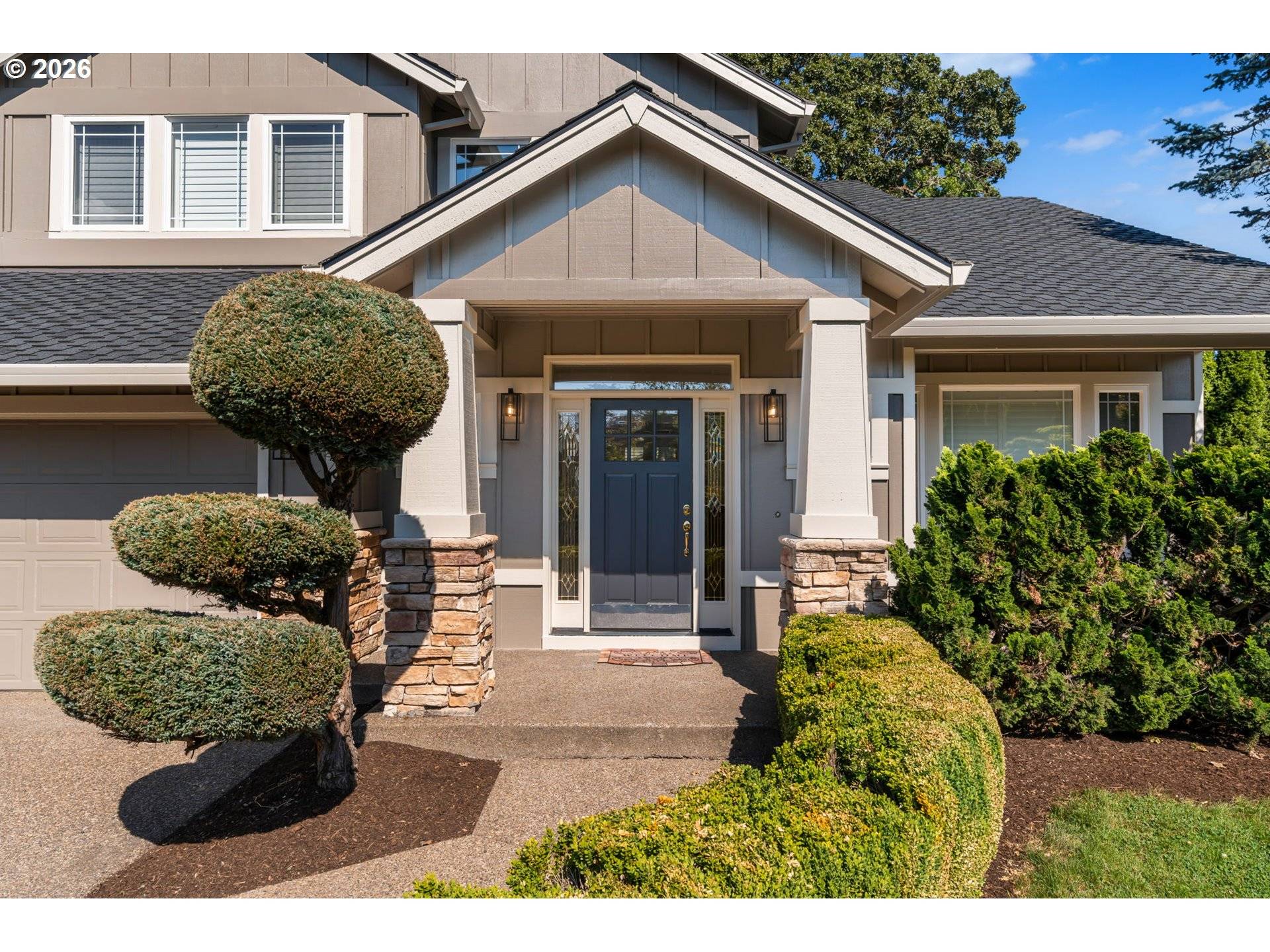 5404 SOUTHWOOD DR, Lake Oswego, OR 97035