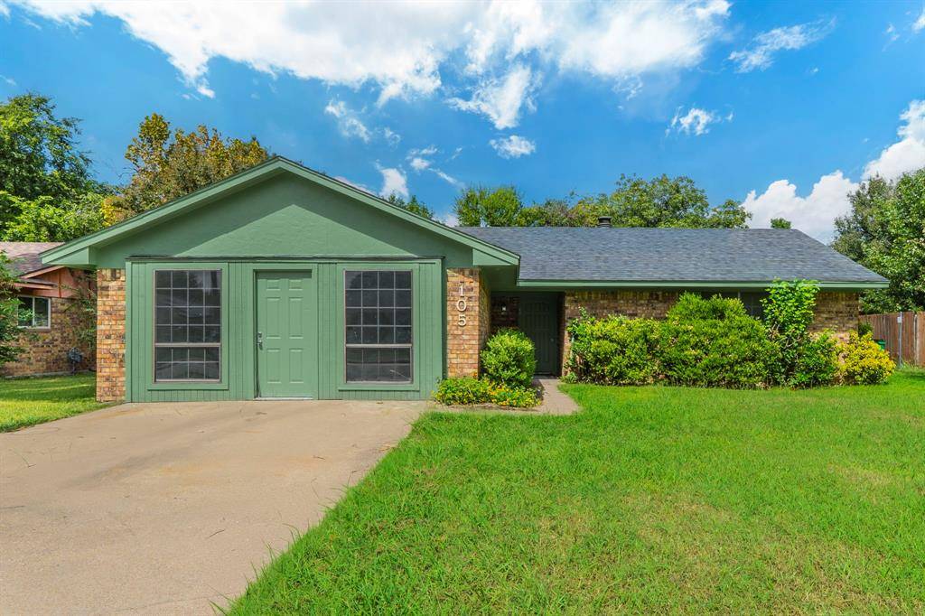 105 Briar Lane, Waxahachie, TX 75165