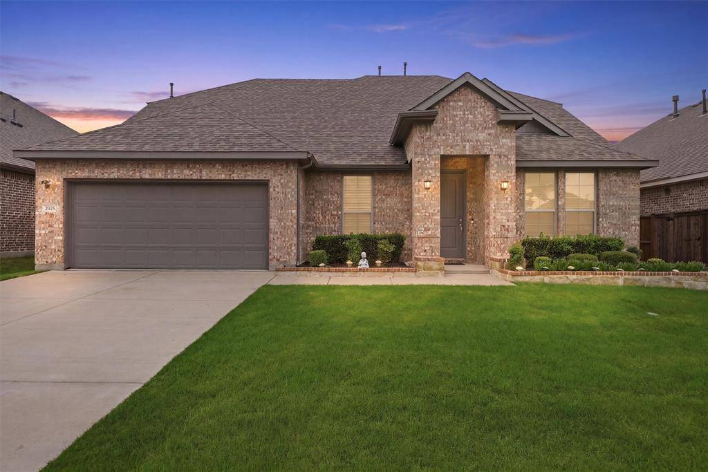 2025 Eagle Boulevard, Fort Worth, TX 76052