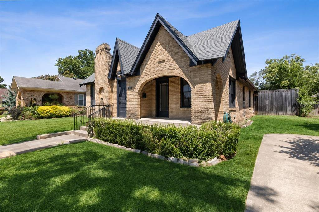 2511 Burlington Boulevard, Dallas, TX 75211