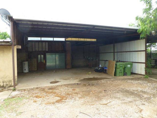619 N Avenue A, Springtown, TX 76082
