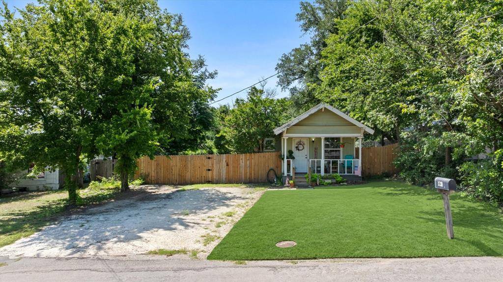 1230 W Hyman Street, Stephenville, TX 76401