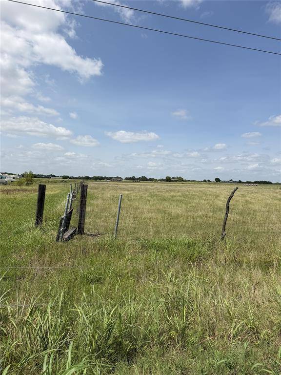 2960 County Road 1062, Greenville, TX 75401